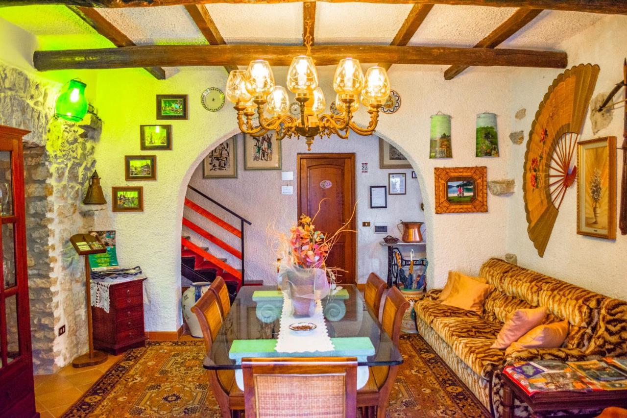 Villa La Voce Del Vento Pastena  Exteriör bild