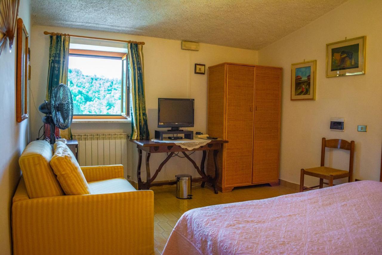 Villa La Voce Del Vento Pastena  Exteriör bild