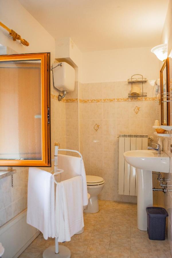 Villa La Voce Del Vento Pastena  Exteriör bild