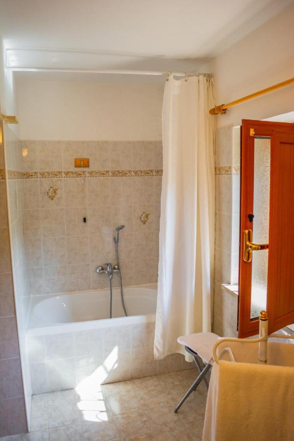 Villa La Voce Del Vento Pastena  Exteriör bild